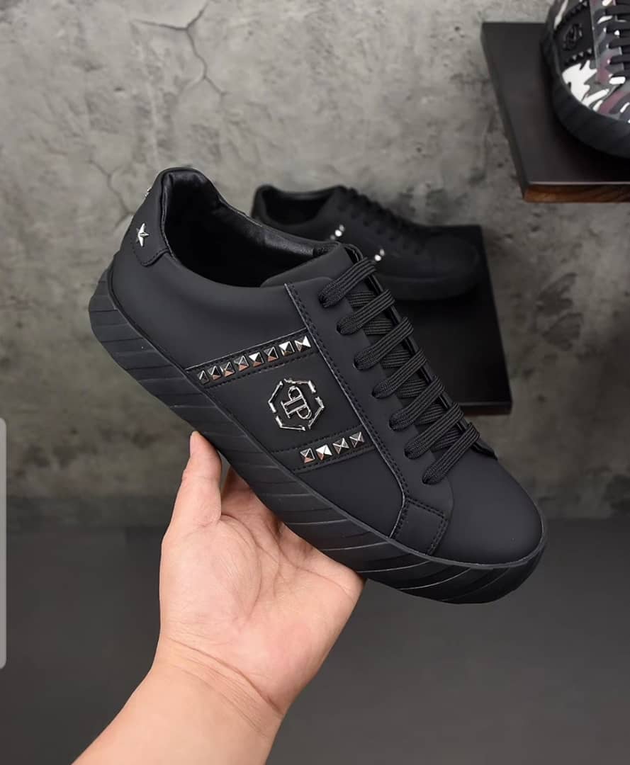 MEN S BLACK LEATHER SNEAKERS CartRollers Online