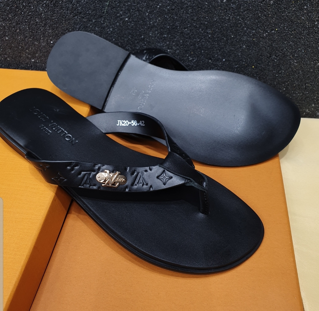 MEN'S LV LEATHER PALM SLIPPERS  CartRollers ﻿Online Marketplace