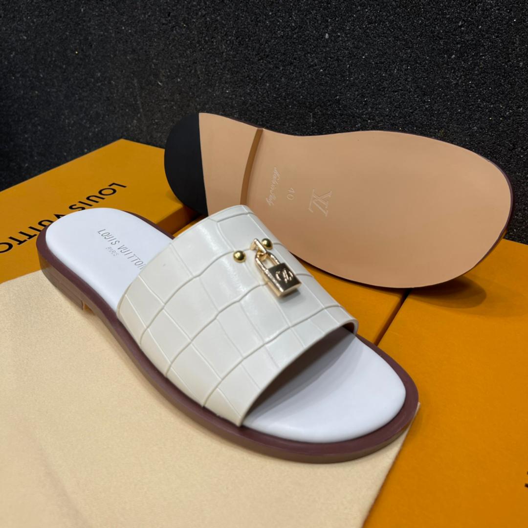 Louis Vuitton Quality Palm Slipper in Ojo - Shoes, Amarachi Deborah