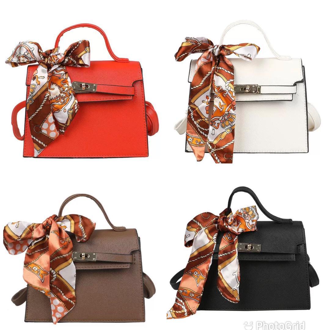 LV MEDIUM SIZED LADIES HAND BAG  CartRollers ﻿Online Marketplace Shopping  Store In Lagos Nigeria