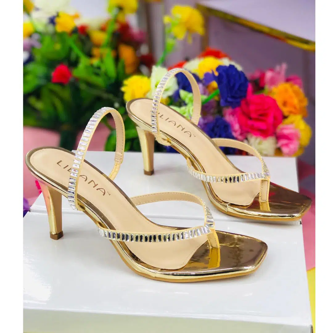 JM LOOKS Embellished Ankle Strap BlacK Block Heel Sandals for Girls Stylish  Casual Party/Wear Comfortable Fashion Heel Sandal : Amazon.in: Fashion