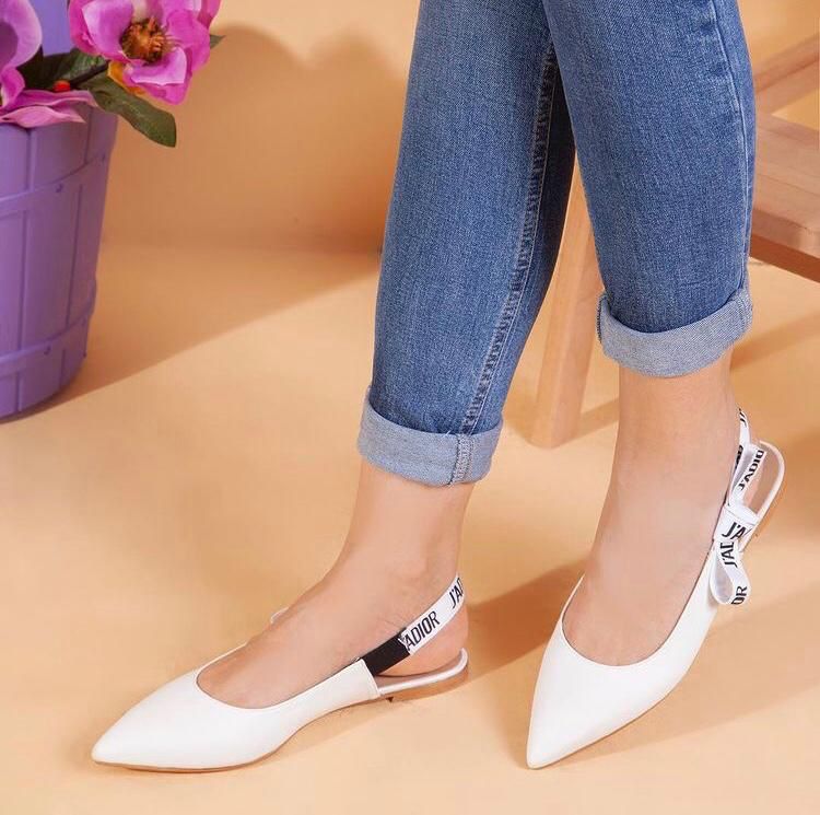 Half clearance flat shoes