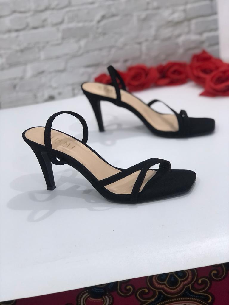 Women′ S Black Suede Gingham Fabric Designer Shoe Slingback High Heel  Ladies Sandals - China Black Pumps and Pumps Shoes price | Made-in-China.com