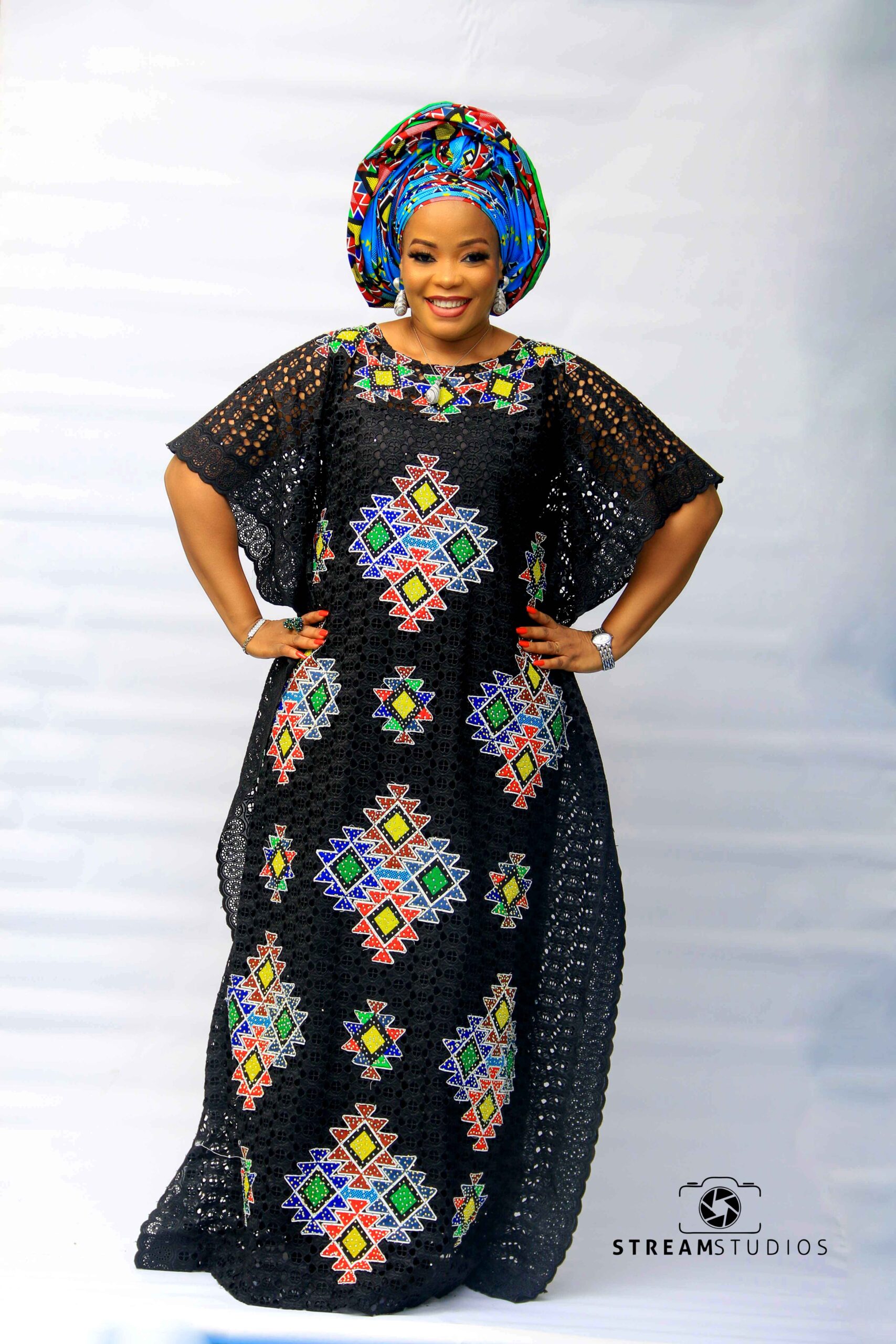 Dry lace on sale and ankara styles