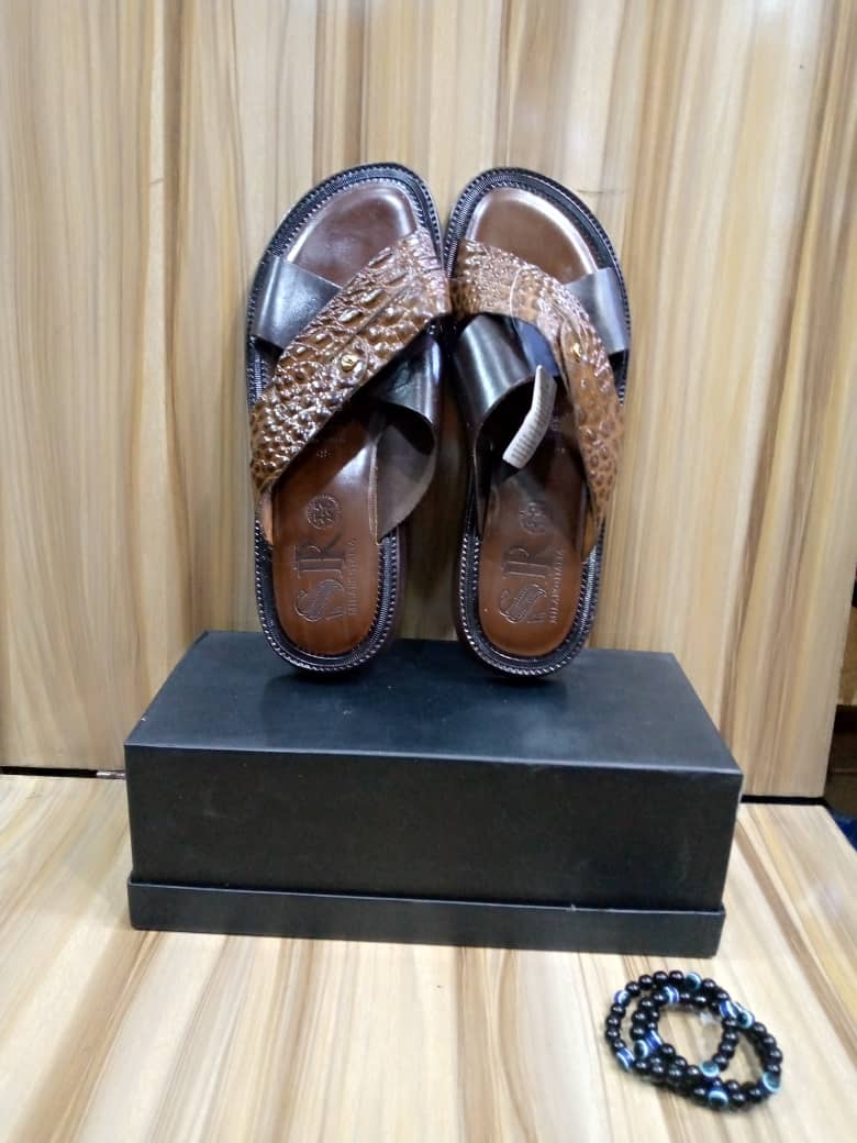 Fashion Men Leather Palm Slippers Brown