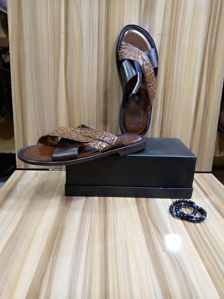 LEATHER DESIGNER PALM SLIPPERS SLIDE  CartRollers ﻿Online Marketplace  Shopping Store In Lagos Nigeria