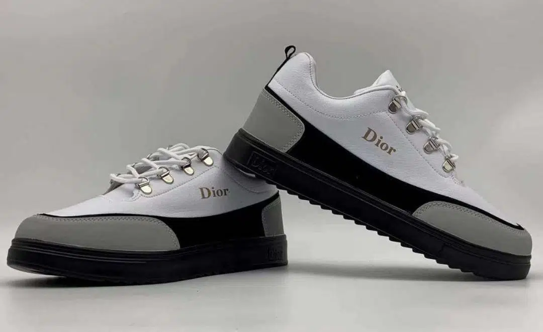 LOUIS VUITTON Men Designer Sneakers  CartRollers ﻿Online Marketplace  Shopping Store In Lagos Nigeria