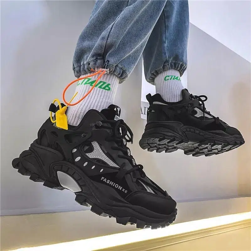 Designer trainers hot sale balenciaga mens